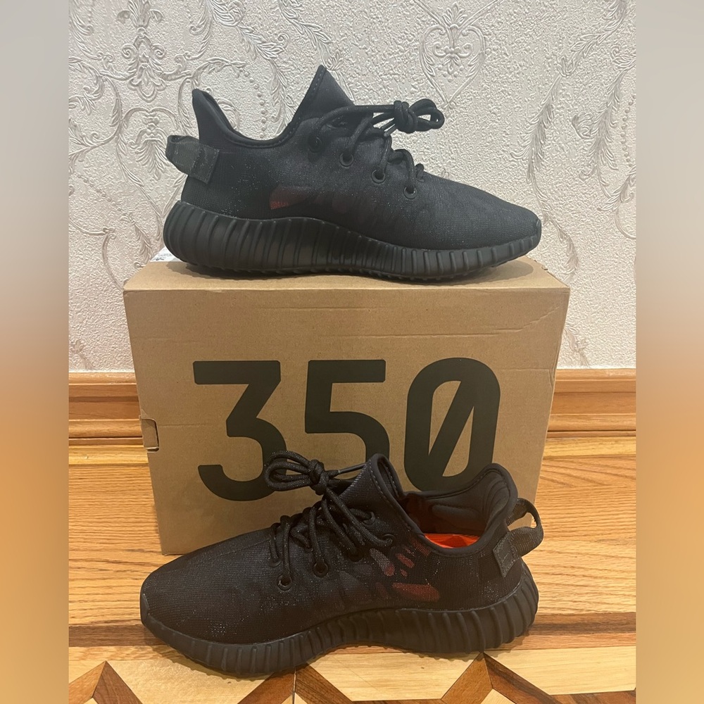 YEEZY BOOST 350 MONO CINDER